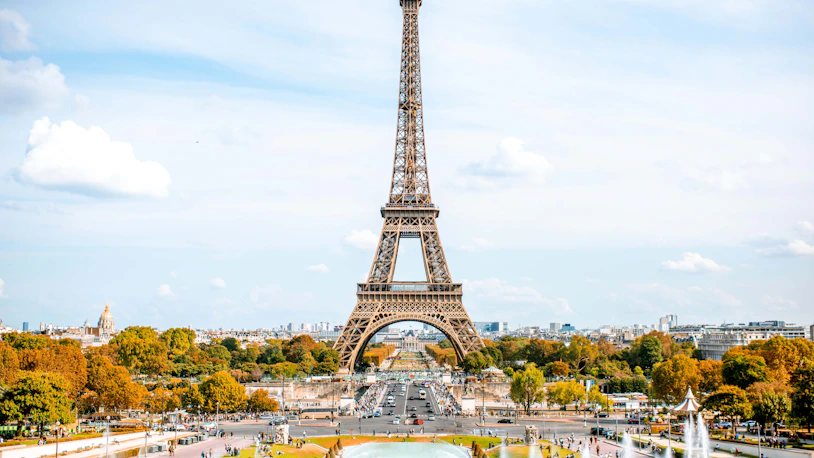 De Prachtige Eiffeltoren Een Icoon In Parijs Frankrijk de-prachtige-eiffeltoren-een-icoon-in-parijs-frankrijk